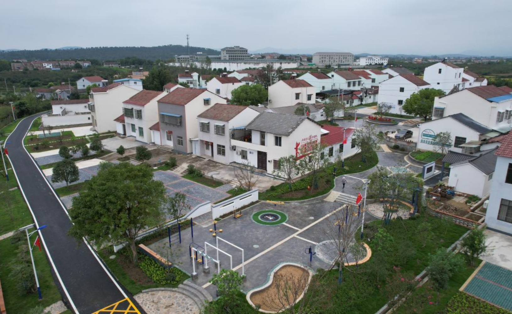六成外出從業(yè)人員回鄉(xiāng)，四嶺村 “美麗經(jīng)濟”變現(xiàn)實
