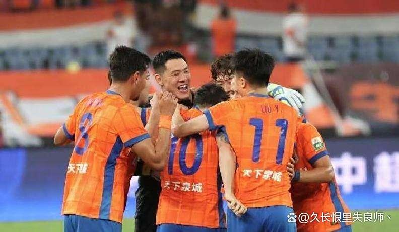 泰山6球碾壓國(guó)安！韓鵬臨危受命，逆境自救迎來完美翻盤